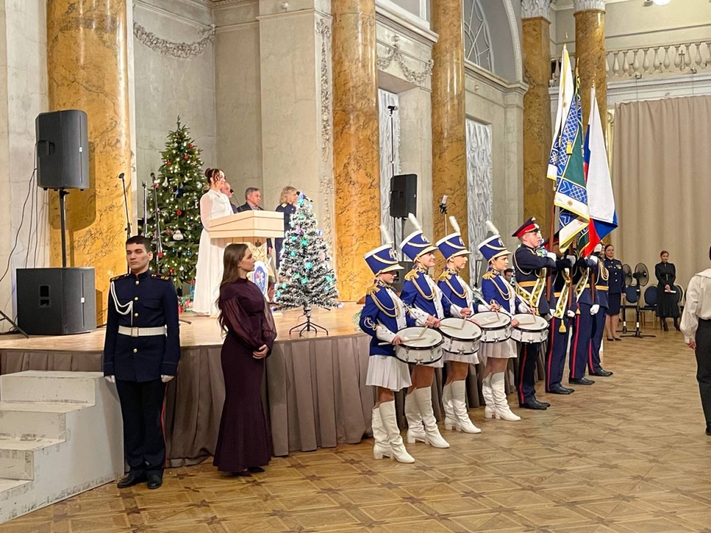 Проведение бала для кадетов